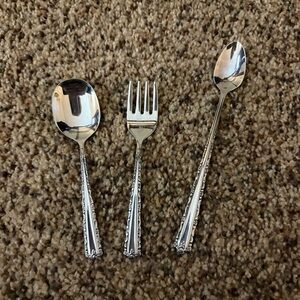 Elegant Silver Cutlery Set